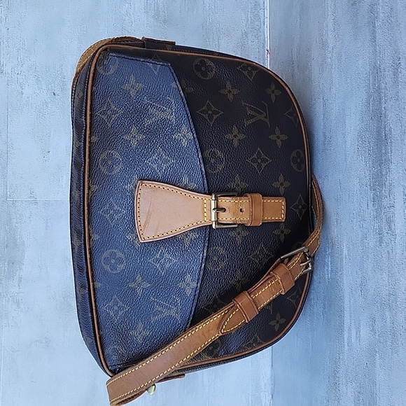 Louis Vuitton Handbags - LOUIS VUITTON Monogram Jeune Fille GM Shoulder Bag TH7924